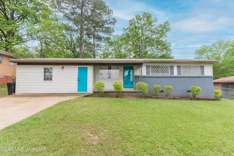 1905 Gloria Dr, Pearl, MS 39208