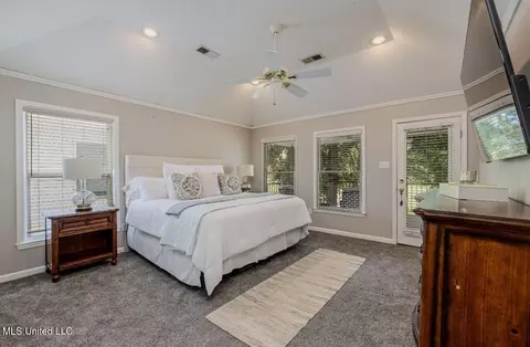 Bedroom - 7128 Apache Dr, Olive Branch, MS 38654 photo 4 of 4
