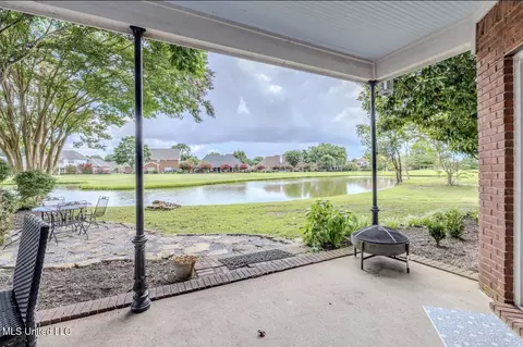 Exterior - 7128 Apache Dr, Olive Branch, MS 38654 photo 2 of 3