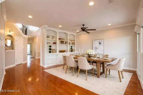 Dining - 7128 Apache Dr, Olive Branch, MS 38654 photo 1 of 2