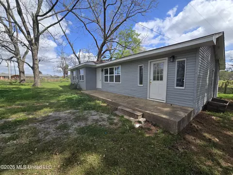 Exterior - 246 Anderson Rd, Coldwater, MS 38618 photo 2 of 5