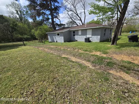 Exterior - 246 Anderson Rd, Coldwater, MS 38618 photo 3 of 5