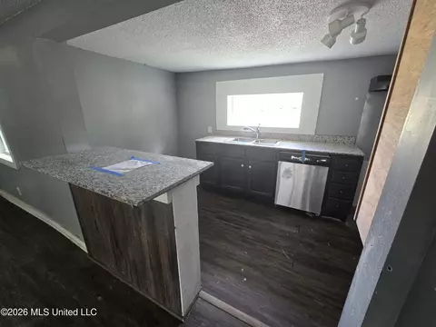 Kitchen - 246 Anderson Rd, Coldwater, MS 38618 photo 1 of 1