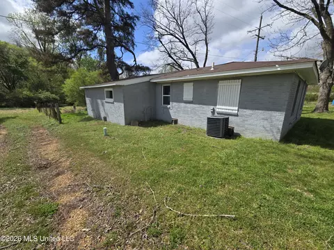 Exterior - 246 Anderson Rd, Coldwater, MS 38618 photo 4 of 5