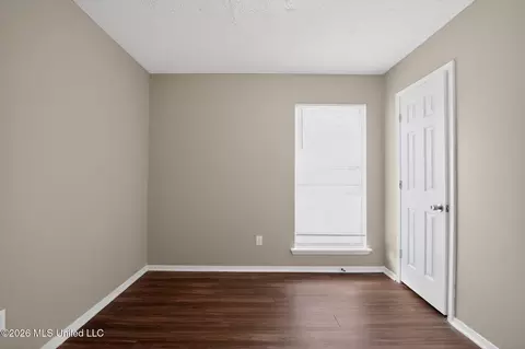 Bedroom - 5528 Tiki Ln, Jackson, MS 39212 photo 5 of 6