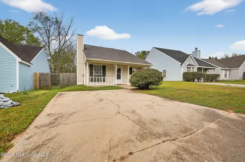 Exterior - 5528 Tiki Ln, Jackson, MS 39212 photo 1 of 6