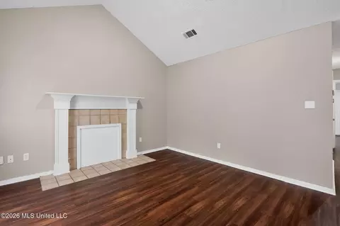 Living - 5528 Tiki Ln, Jackson, MS 39212 photo 1 of 5