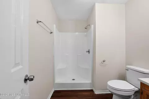 Bath - 5528 Tiki Ln, Jackson, MS 39212 photo 7 of 7