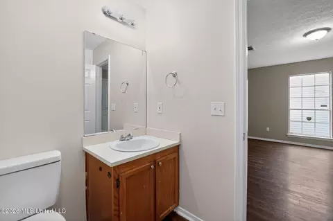 Bath - 5528 Tiki Ln, Jackson, MS 39212 photo 6 of 7
