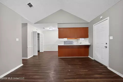 Entry Way - 5528 Tiki Ln, Jackson, MS 39212 photo 1 of 3