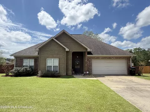 401 Roxbury Pl, Florence, MS 39073
