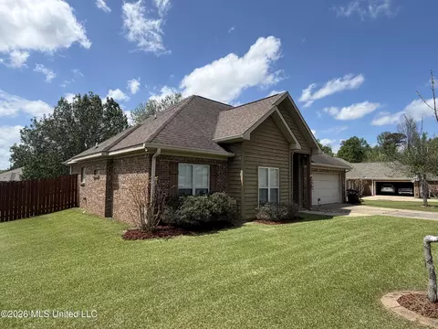 401 Roxbury Pl, Florence, MS 39073 photo 2