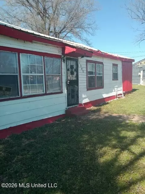 1302 Camponovo St, Shelby, MS 38774
