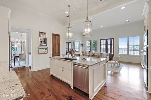 Kitchen - 316 Culleys Stand, Madison, MS 39110 photo 4 of 8