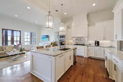 Kitchen - 316 Culleys Stand, Madison, MS 39110 photo 3 of 8