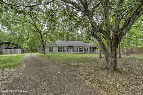 210 Sandpiper Rd, Brandon, MS 39047