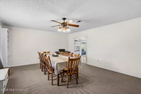 Dining - 9233 Mississippi 613, Lucedale, MS 39452 photo 4 of 5