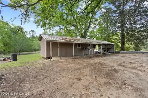 Exterior - 9233 Mississippi 613, Lucedale, MS 39452 photo 3 of 6