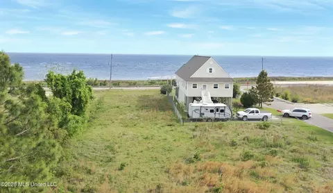 6236 S Beach Blvd, Bay Saint Louis, MS 39520