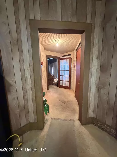Entry Way - 1089 Wells St, Wesson, MS 39191 photo 1 of 2