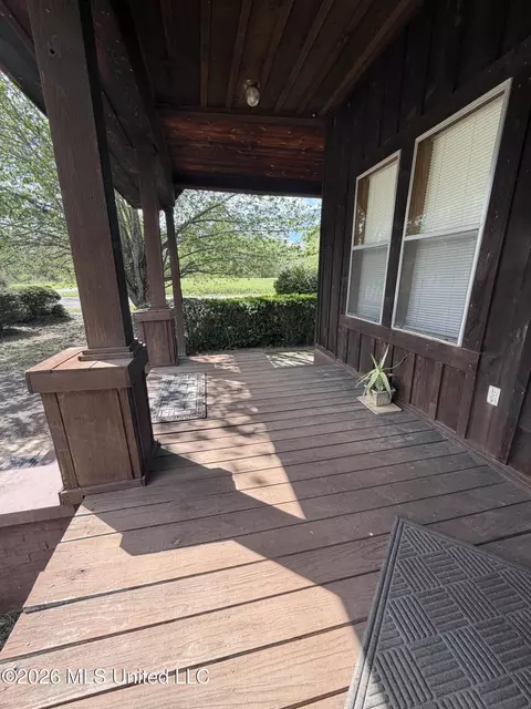 Exterior - 1089 Wells St, Wesson, MS 39191 photo 10 of 11