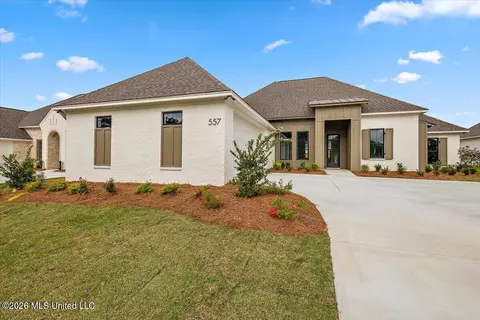 557 Lavender Way, Canton, MS 39046