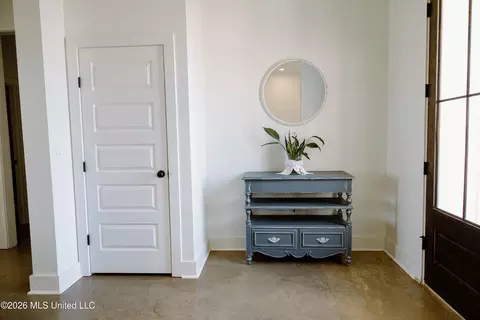Entry Way - 209 Ashbury Cv, Canton, MS 39046 photo 1 of 4