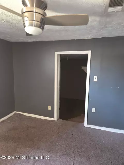 Bedroom - 870 Crawford St, Jackson, MS 39203 photo 1 of 3