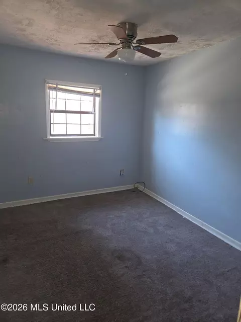 Bedroom - 870 Crawford St, Jackson, MS 39203 photo 3 of 3