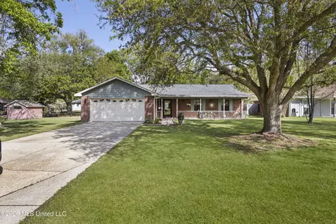 401 Holley St, Long Beach, MS 39560