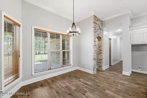 Entry Way - 306 Kitty Hawk Cir, Brandon, MS 39047 photo 2 of 4