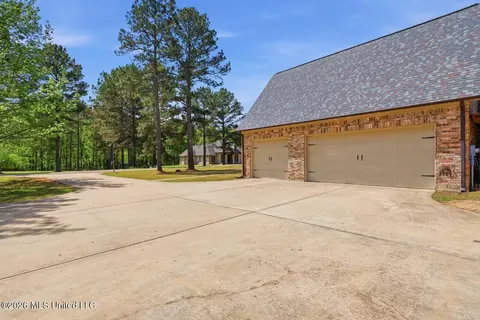 Other - 306 Kitty Hawk Cir, Brandon, MS 39047 photo 1 of 24