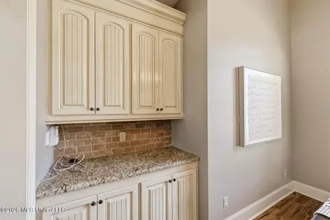 Entry Way - 306 Kitty Hawk Cir, Brandon, MS 39047 photo 1 of 4