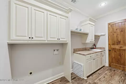 Other - 306 Kitty Hawk Cir, Brandon, MS 39047 photo 7 of 24