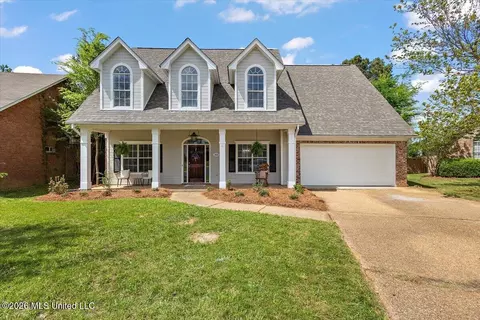303 Apple Blossom Ct, Brandon, MS 39047