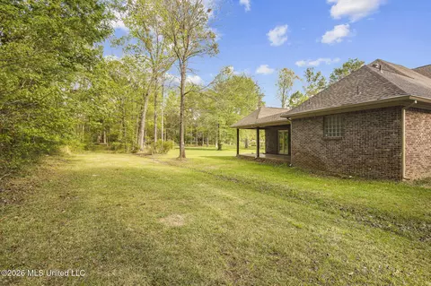 Exterior - 476 Wimbledon Dr, Brandon, MS 39047 photo 12 of 12