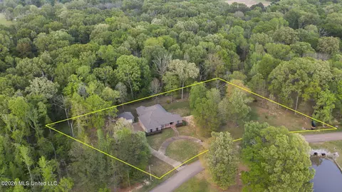 Other - 476 Wimbledon Dr, Brandon, MS 39047 photo 2 of 15