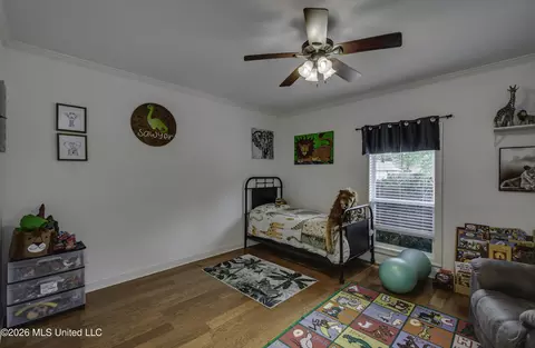 Bedroom - 23 Dawnview Dr, Brandon, MS 39042 photo 5 of 14
