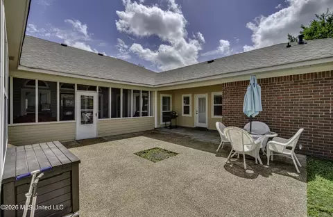 Exterior - 23 Dawnview Dr, Brandon, MS 39042 photo 8 of 13