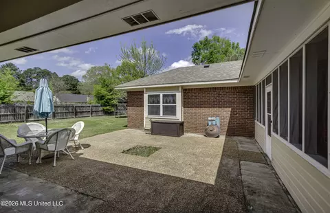 Exterior - 23 Dawnview Dr, Brandon, MS 39042 photo 10 of 13