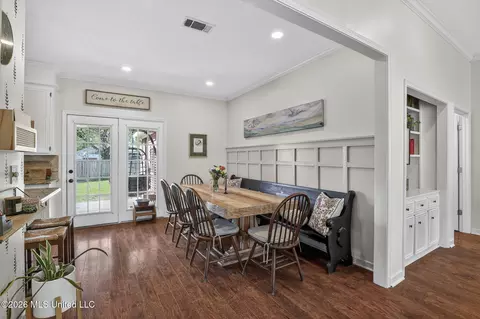 Dining - 614 Spencer Dr, Brandon, MS 39042 photo 1 of 3