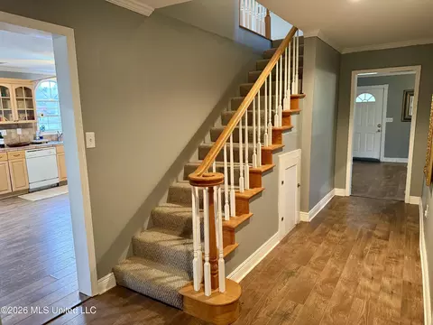 Entry Way - 726 Neal Rd, Forest, MS 39074 photo 3 of 3