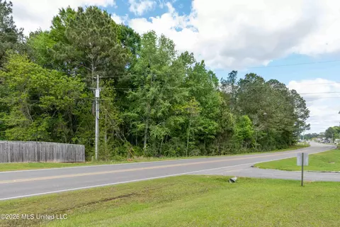 Hal Crocker Road, Ellisville, MS 39437