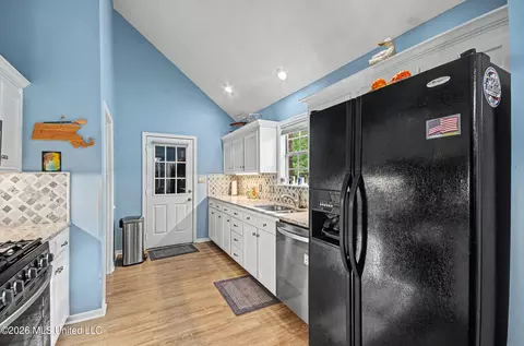 Kitchen - 1210 Michael St, Flowood, MS 39232 photo 1 of 3