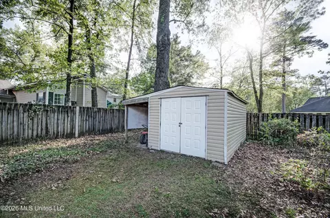 Exterior - 1210 Michael St, Flowood, MS 39232 photo 7 of 12