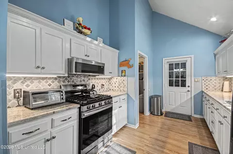 Kitchen - 1210 Michael St, Flowood, MS 39232 photo 2 of 3