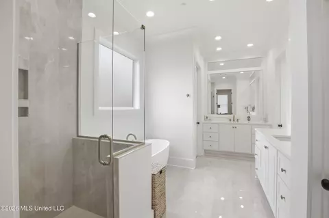 Bath - 363 Wellstone Pl, Madison, MS 39110 photo 2 of 3