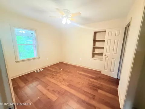 Bedroom - 2135 Long St, Grenada, MS 38901 photo 1 of 3