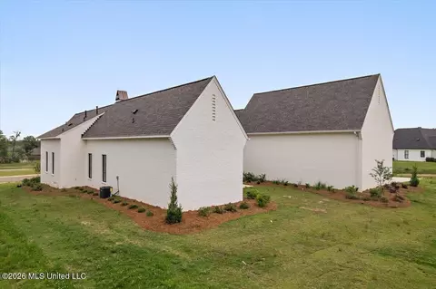 Exterior - 214 Welchshire Dr, Madison, MS 39110 photo 8 of 11