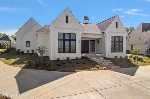 214 Welchshire Dr, Madison, MS 39110